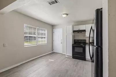 907 Thatcher Street, Denison, TX 75020 - Photo 11