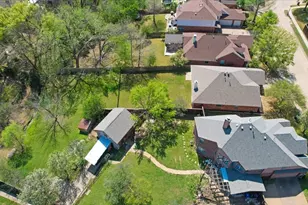 608 Lake Village Dr, McKinney, TX 75071 - Photo 39