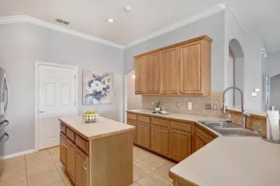 608 Lake Village Drive, McKinney, TX 75071 - Photo 13