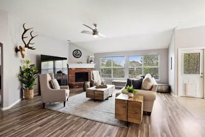 608 Lake Village Drive, McKinney, TX 75071 - Photo 7