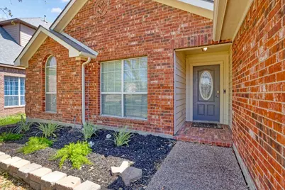 608 Lake Village Drive, McKinney, TX 75071 - Photo 3