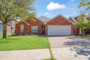 608 Lake Village Dr, McKinney, TX 75071 - Photo 1