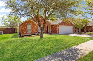 608 Lake Village Dr, McKinney, TX 75071 - Photo 33
