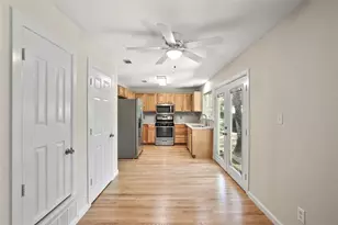 21 Horseshoe Dr, Highland Village, TX 75077 - Photo 5