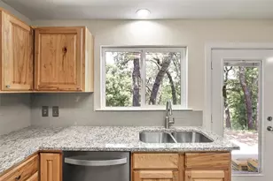 21 Horseshoe Dr, Highland Village, TX 75077 - Photo 7