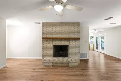 21 Horseshoe Drive, Highland Village, TX 75077 - Photo 9