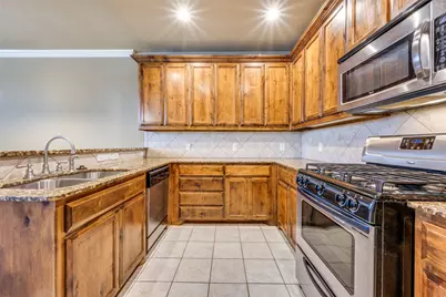 212 Bolivar Street #201, Sanger, TX 76266 - Photo 3