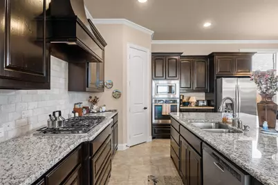 7420 Park Place Drive, North Richland Hills, TX 76182 - Photo 11