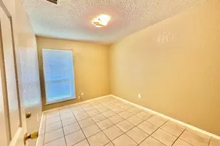 8504 Gatlinburg Dr, Fort Worth, TX 76123 - Photo 11