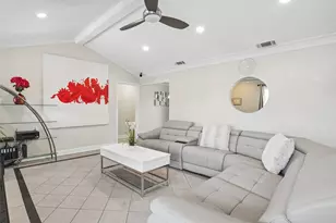 1910 University Dr, Richardson, TX 75081 - Photo 5