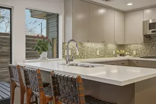 965 Easton Pl, Dallas, TX 75218 - Photo 13