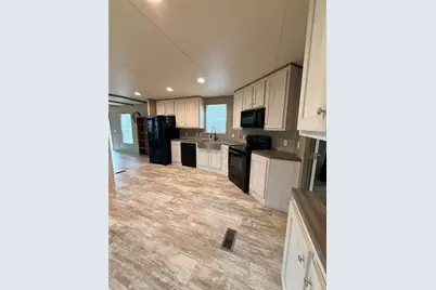 821 Quail Run, Seven Points, TX 75143 - Photo 3