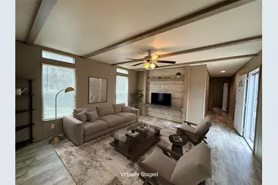 821 Quail Run, Seven Points, TX 75143 - Photo 1