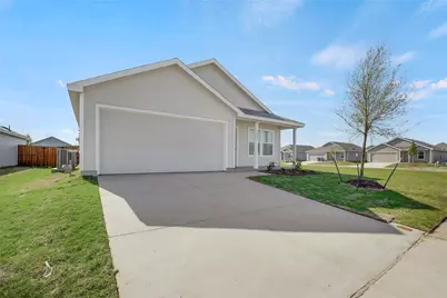 7925 Clements Street, McKinney, TX 75071 - Photo 3