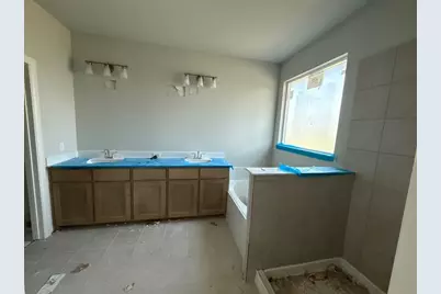 1237 Frio Drive, Springtown, TX 76082 - Photo 7