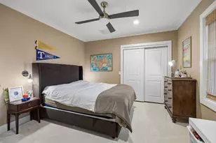 13806 Hughes Ln, Dallas, TX 75240 - Photo 29