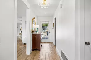 13806 Hughes Ln, Dallas, TX 75240 - Photo 5