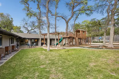 13806 Hughes Lane, Dallas, TX 75240 - Photo 31