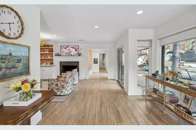 13806 Hughes Lane, Dallas, TX 75240 - Photo 13