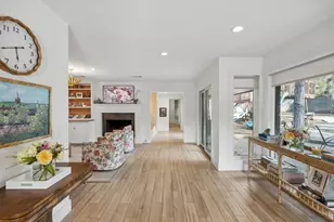 13806 Hughes Ln, Dallas, TX 75240 - Photo 13