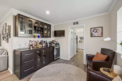 5622 Ledgestone Drive, Dallas, TX 75214 - Photo 9