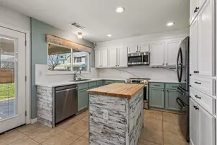 14037 Fontana Rd, Fort Worth, TX 76262 - Photo 3