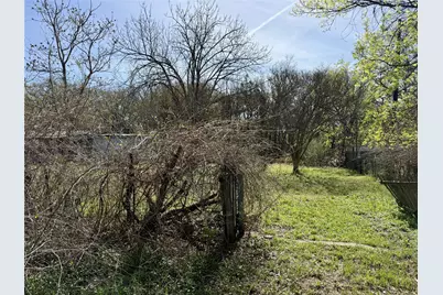 7727 Hollow Court, Terrell, TX 75161 - Photo 5