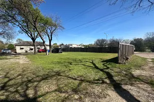 6922 Forney Rd, Dallas, TX 75227 - Photo 7