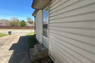 6922 Forney Rd, Dallas, TX 75227 - Photo 5