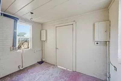 305 W Morton Street, Denison, TX 75020 - Photo 17