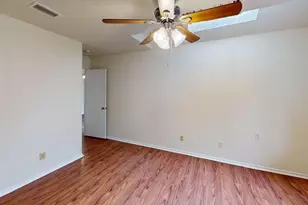 732 Versailles St, Mesquite, TX 75149 - Photo 9