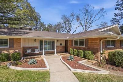 4609 Hildring Drive E, Fort Worth, TX 76109 - Photo 5
