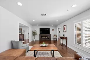 4609 Hildring Dr E, Fort Worth, TX 76109 - Photo 9