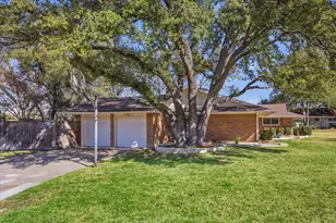 4609 Hildring Dr E, Fort Worth, TX 76109 - Photo 35