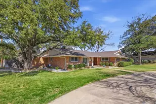 4609 Hildring Dr E, Fort Worth, TX 76109 - Photo 3