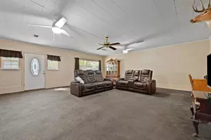 1306 Phillips St, Cleburne, TX 76033 - Photo 13