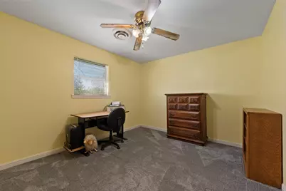 1306 Phillips Street, Cleburne, TX 76033 - Photo 7