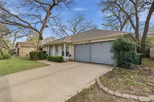 3002 Lynnwood Dr, Arlington, TX 76013 - Photo 3