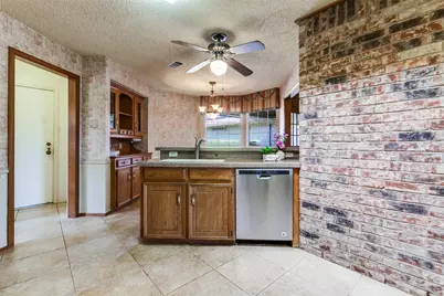 2411 Aspen Street, Richardson, TX 75082 - Photo 11