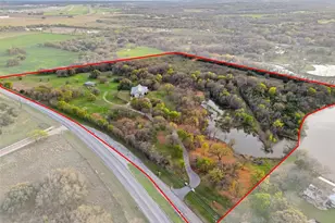 2151 Lipan Hwy, Granbury, TX 76048 - Photo 39