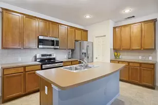 1304 Stone Mountain Pkwy, Savannah, TX 76227 - Photo 9