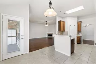 3004 St Lynda Dr, Mansfield, TX 76063 - Photo 13