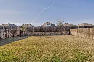 10920 Canyon Mine Dr, Aubrey, TX 76227 - Photo 23