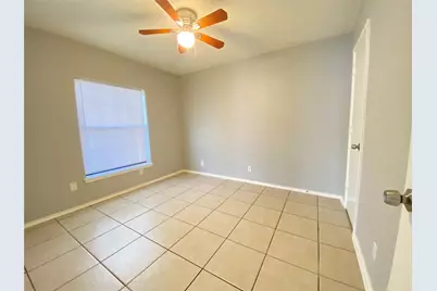 1730 Justin Lyn Street, Arlington, TX 76012 - Photo 9