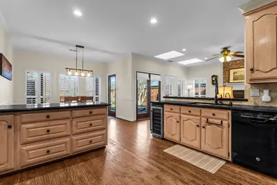 6901 April Way Circle, Plano, TX 75023 - Photo 11