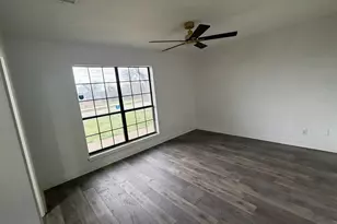 5901 Lake Hubbard Pkwy, Garland, TX 75043 - Photo 1