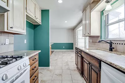 512 Kemper Avenue, Crowley, TX 76036 - Photo 15