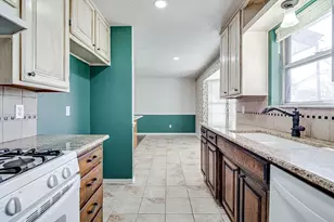 512 Kemper Ave, Crowley, TX 76036 - Photo 15