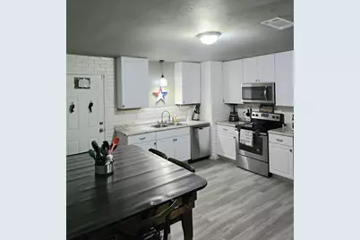 125 S Glencoe Circle, Wichita Falls, TX 76302 - Photo 5