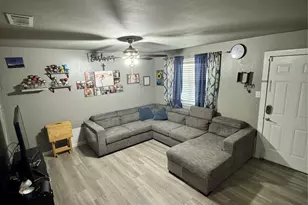 125 S Glencoe Cir, Wichita Falls, TX 76302 - Photo 3